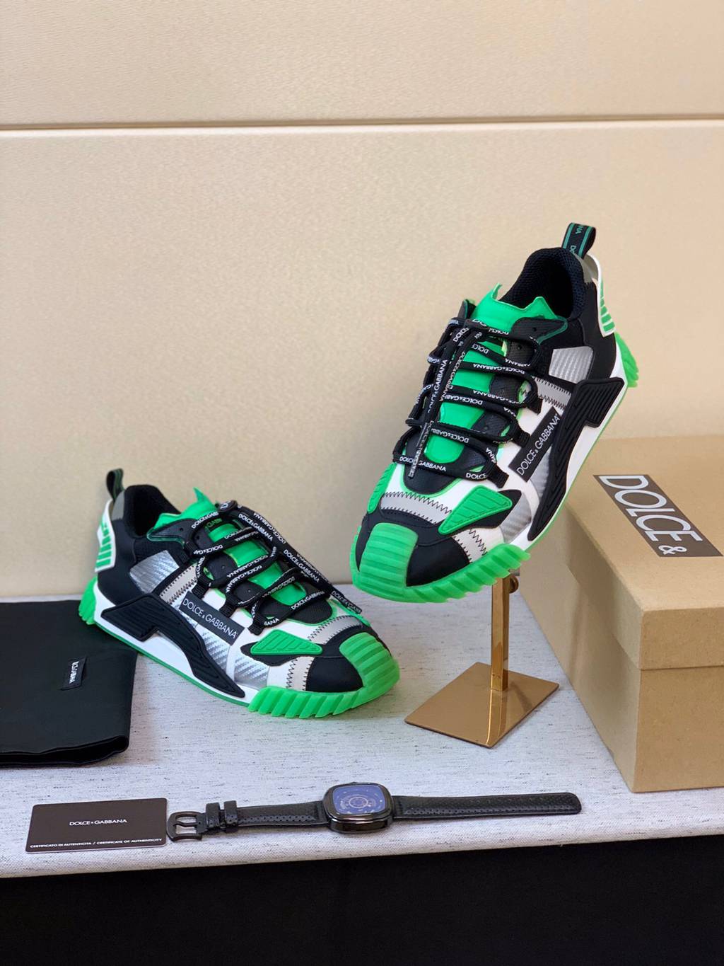 D*G sneaker